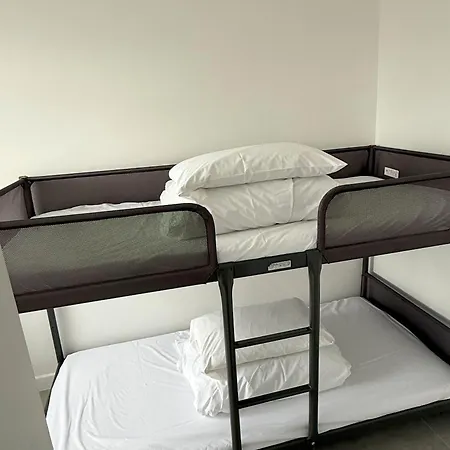 Hotel Coastal Plaza Blackpool Esterno foto