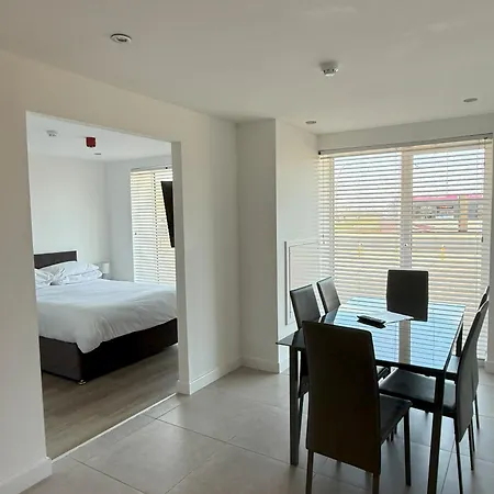 Hotel Coastal Plaza Blackpool Esterno foto